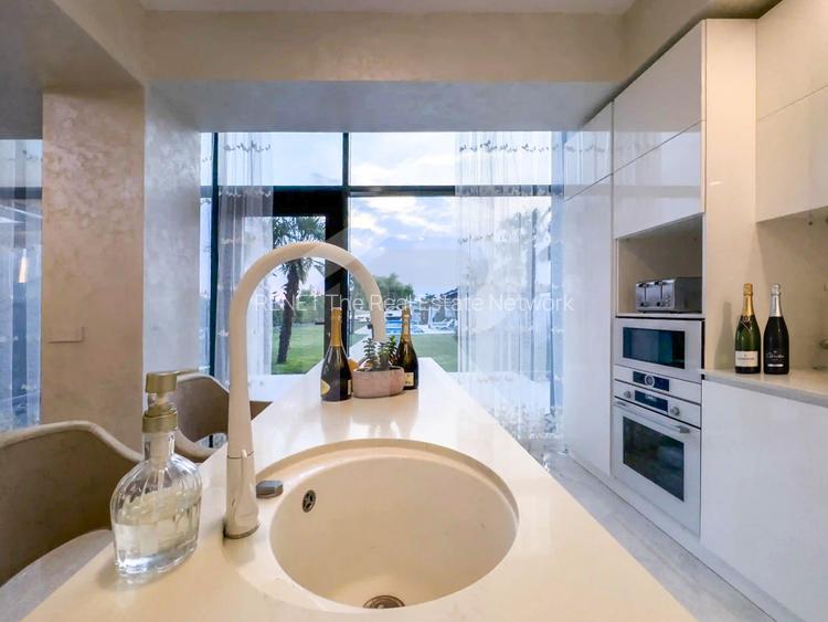 Pe Malul Snagovului, Unde Luxul Devine Cotidian - 16