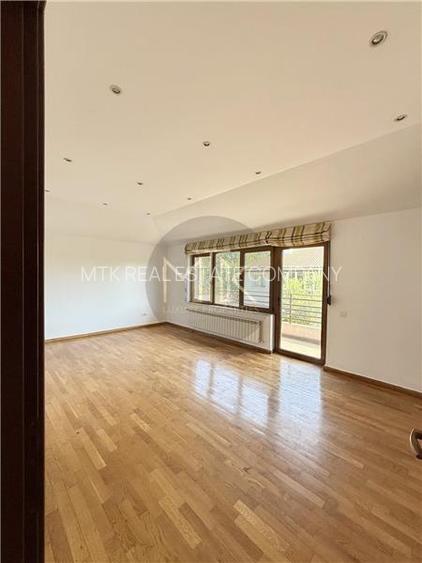 Vila Individuala Spectaculoasa cu Piscina, Erou Iancu Nicolae-Pipera - 27