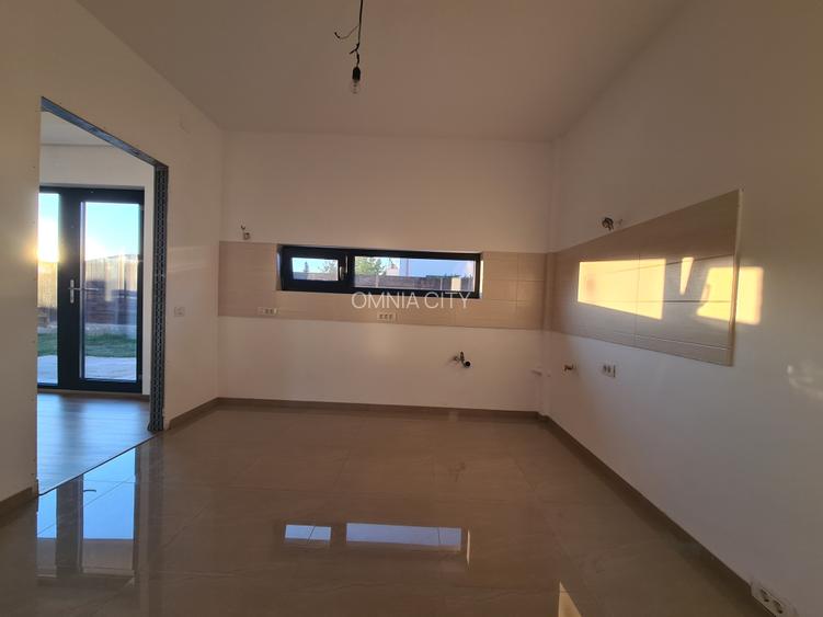 OMNIA - Proprietati alese. Vila individuala, curte mare. Punem stop la cautare? - 19