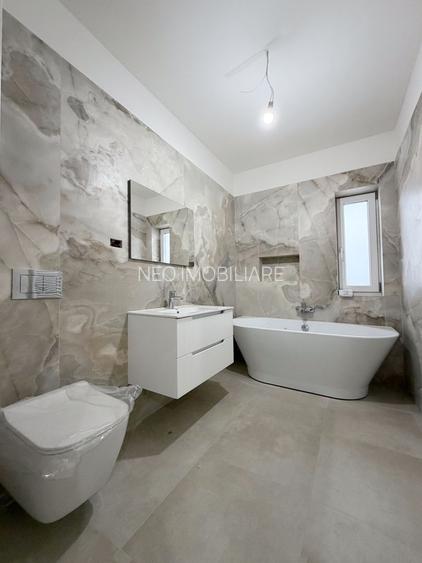 Casa / Spatiu Comercial - 150 mp - 2000 Euro - 15