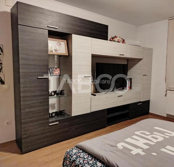 Casa cu garaj si curte de vanzare 147 mpu in Sura Mare - 3