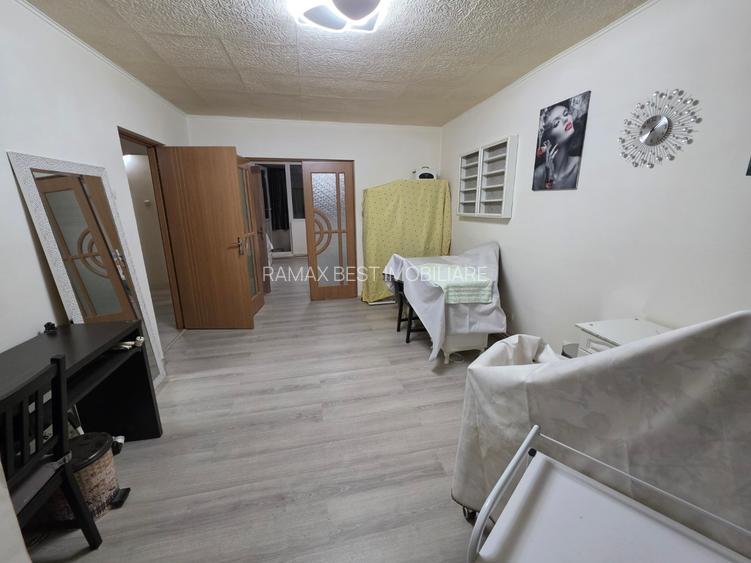 Titan, 10 minute metrou Costin Georgian, Barajul Bistritei, parter,centrala - 2