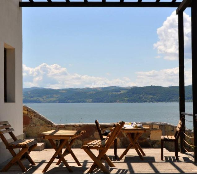 Pensiune + casă de oaspeți, Clisura Dunării, Șvinița - 12