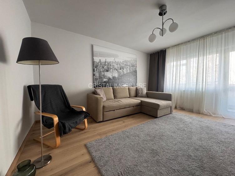 Apartament 2 camere lux, etaj 2/4, centrală proprie, Vitan - 2