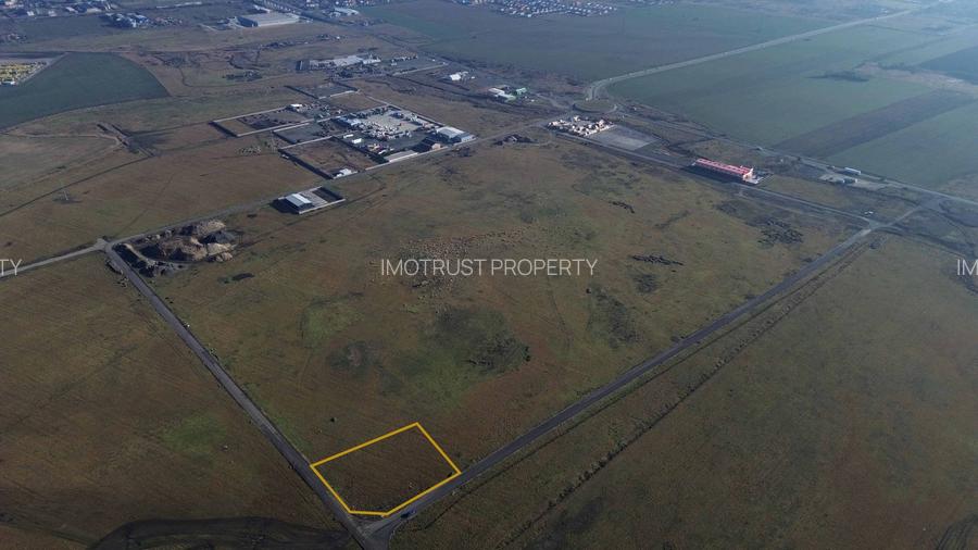 Teren de vanzare 3320 mp Arad cu PUZ si facilitați flexibile de plata - 3