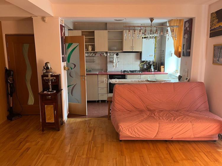 COMISION 0 Apartament Precupetii Vechi /  Calea Mosilor - 7