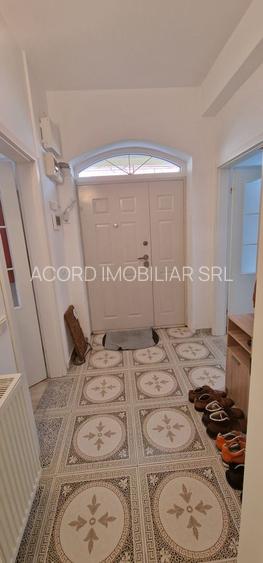 Casă / Vilă cu 5 camere de vânzare în zona Central - 10