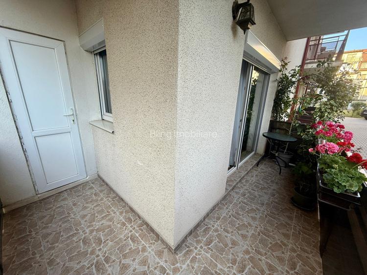 Apartament cu 2 camere, 53,62 mp, balcon, zona Florilor - 13