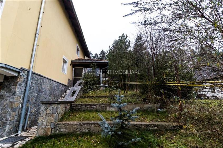 Resedinta cu atmosfera familiara,peisaj imersiv,amplasare premium,Zarnesti,Braso - 10