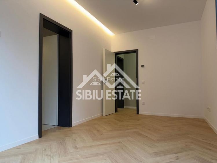 Apartament exclusivist 4 camere, intabulat, 115 mp , Grădină 200 mp , - 16