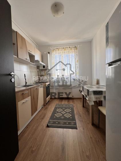 Ap. etaj 1,decomandat,2 camere,2balcoane,loc de parcare/Sibiu/Aeroport - 25