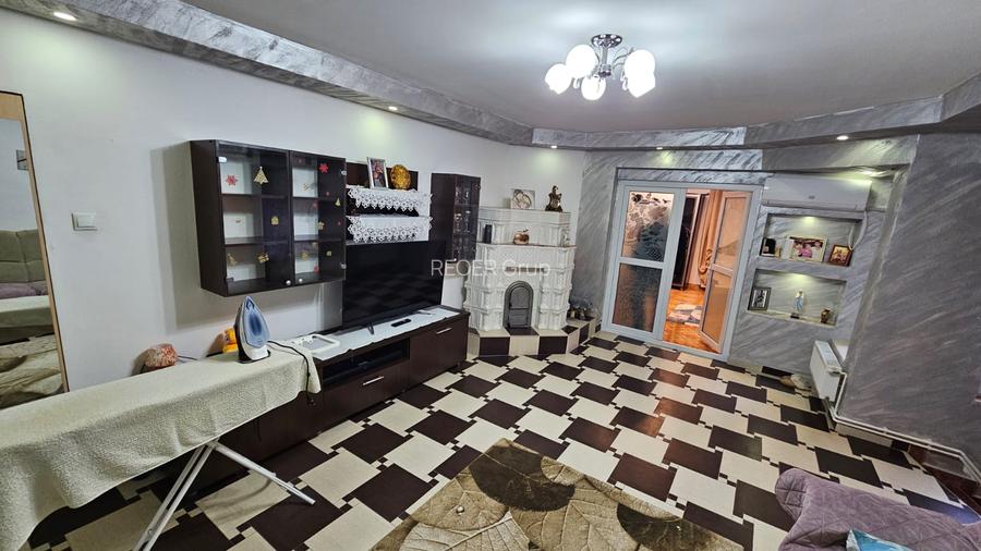 URGENT -Zona AFI Palace casa 2007 parter 3 camere  la 109000 euro - 4