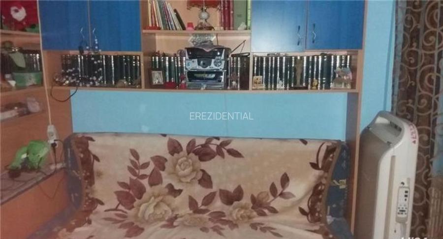 Apartament -4 camere -decomandat-Zona Colentina-Doamna Ghica - 3