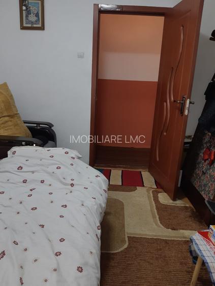 APARTAMENT DECOMANDAT 3 CAMERE - 4