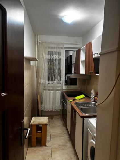 Apartament 3 camere Casa de Cultura.   Constanta - 2