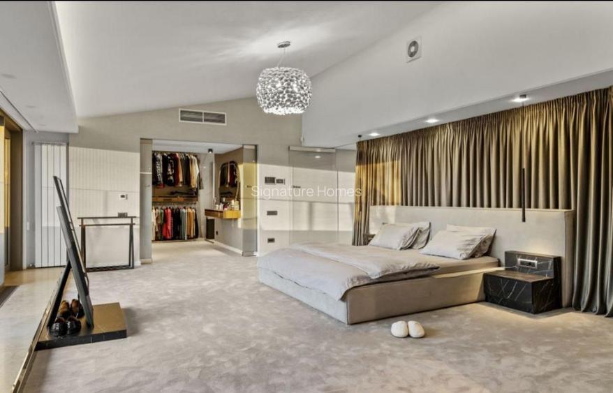 Vilă de autor pe malul Lacului Floreasca: Design iconic și piscină - 24