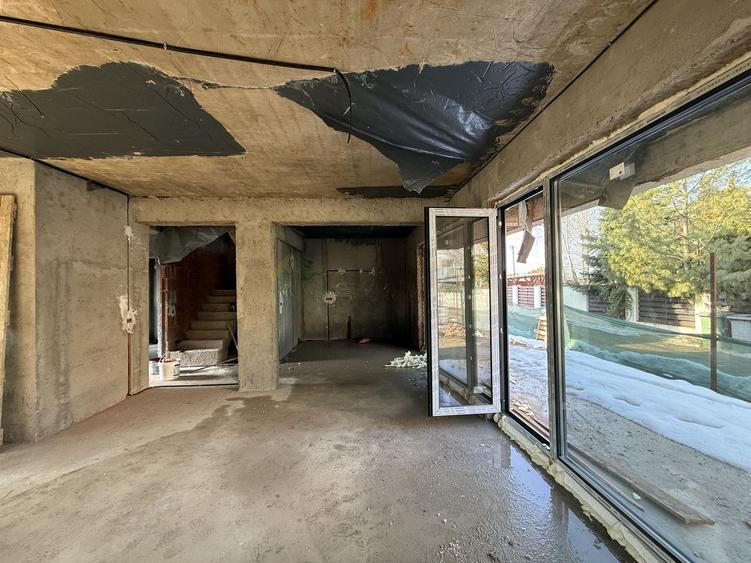 Vila individuala 4 camere Otopeni-23 August