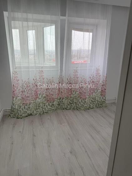 Inchiriez Apartament 3 camere - 11