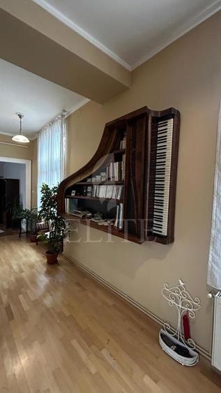 Apartament 2 camere în zona Facultatea de Litere