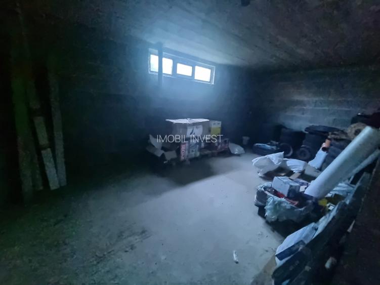 Casă P+E+Subsol– 8 camere, 284 mp utili, 500 mp teren - 11