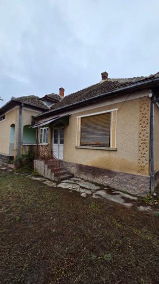 Casă de vânzare în Oar – Strada Mare