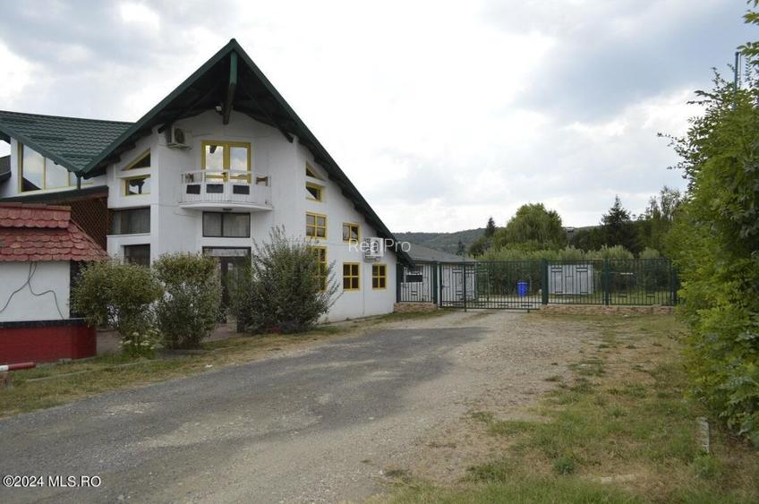 Maracineni - Argeselu, Popas - Restaurant - Cazare, teren 2787 mp - 6