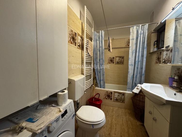 Apartament 3 camere, parter Piata Lahovari - 28