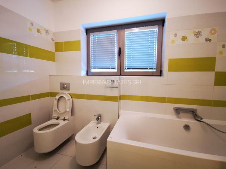 Vila moderna langa lac, mobilata complet - 10