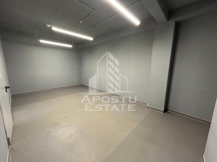 Spatiu comercial P+1,  641 mp, Complexul Studentesc