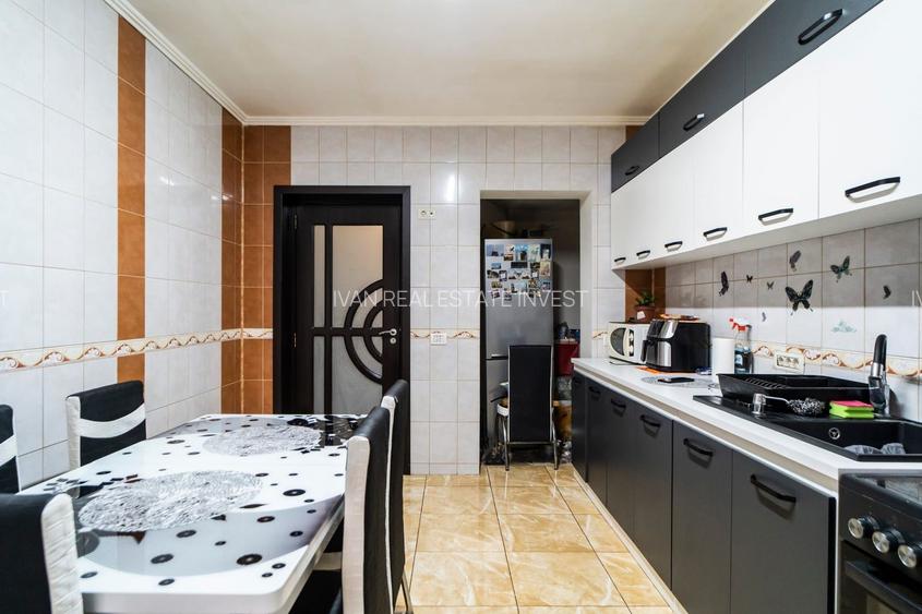 CIOROGARLA - DARVARI, casa 5 camere, P+1Et+Pod, teren 434, statie STB - 4