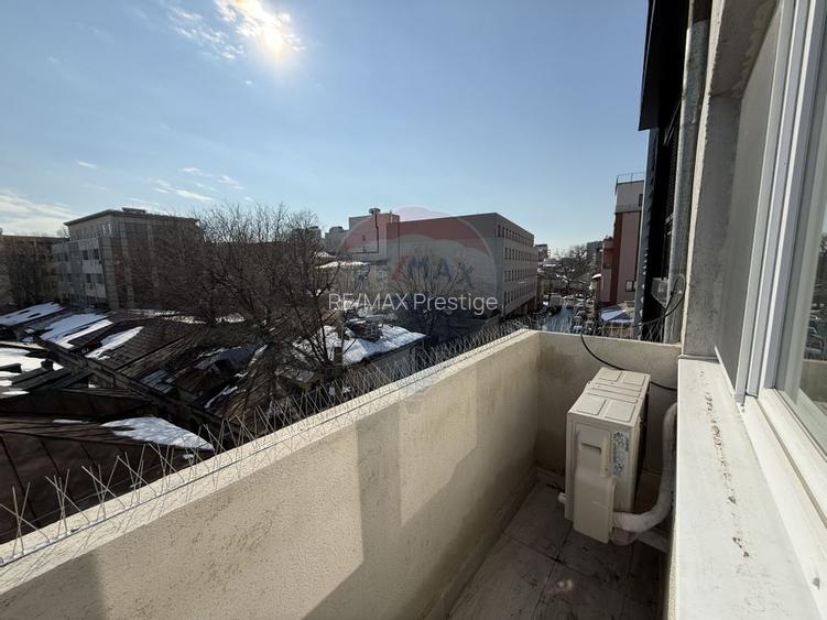 Apartament 4 camere de închiriat – Bd. Unirii / Str. Vulturilor 25 - 24