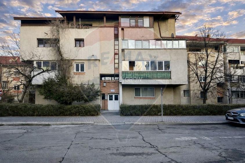 Apartament cu 3 camere de vânzare la vile, zona Bistrița Lac - 14