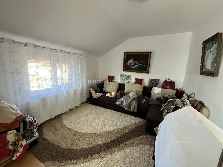 Exclusivitate! Vila P+M inalta, 3 camere, Valu lui Traian - 9