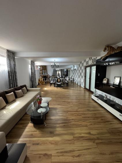 Vila P+ Et 1, Bulevardul Bucuresti - 3