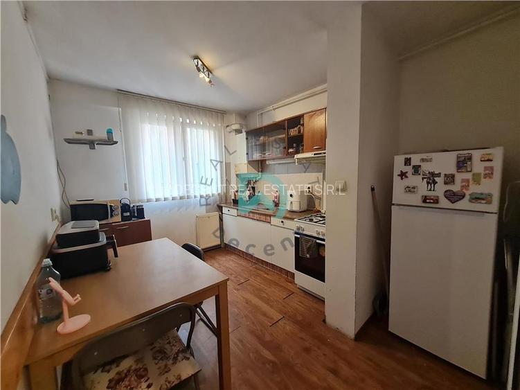 Apartament 3 camere Grivitei, intermediar, Brasov - 3