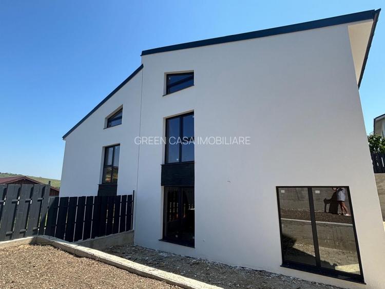 Duplex modern în Dezmir, zonă liniștită, stația de bus și magazin în zona - 9