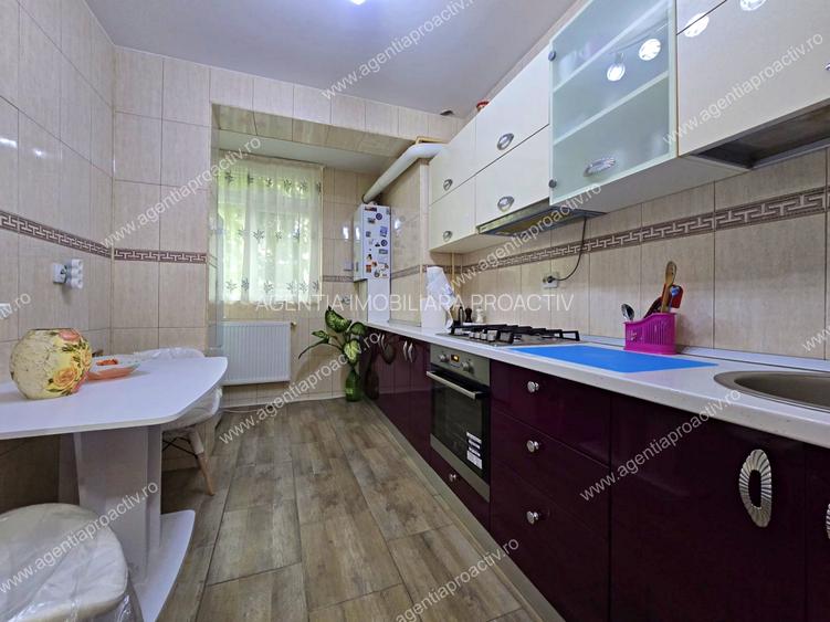 Apartament cu 2 camere, cartier Micro 16, parter - 5