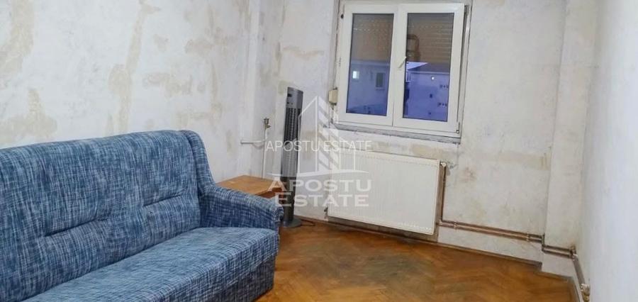 Apartament 3 camere, zona Alfa - 4