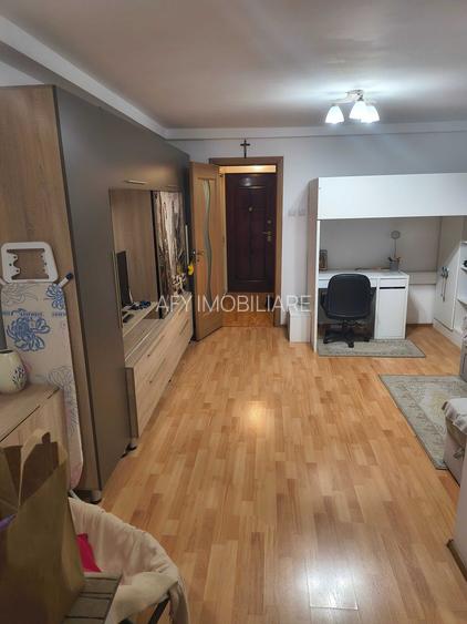 Inchiriere Garsoniera Titan - 3