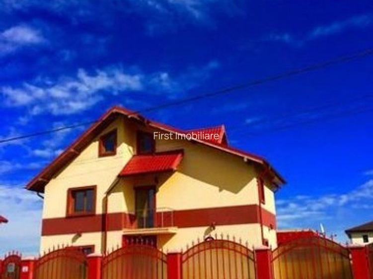 Proprietar - Vila cu 6 camere, 200 mp,3 bai,pretabila orice activitate - 7