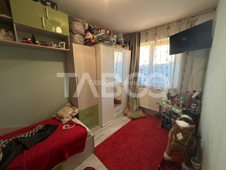 Apartament de vanzare  2 camere 42 mp utili zona 13 Decembrie - 2