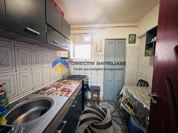 Apartament de vanzare 3 camere - zona Darmanesti - Aleea Ulmilor  - 12