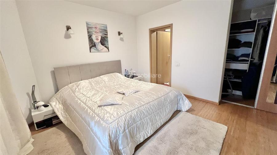 Casa individuala cu 5 camere, 270 mp, Tractorul - zona Coresi - 12