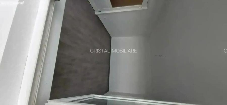 De vanzare apartament 2 camere zona Piata Domenii sect 1 - 3