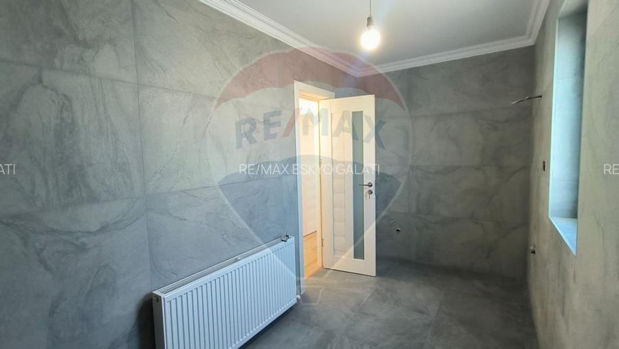 Casă de vânzare | 155 mp | 321 mp teren Zonă Port - Galați - 15