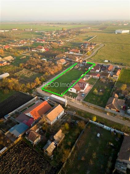 Casa cu teren in Cefa cu dublu front stradal - 6