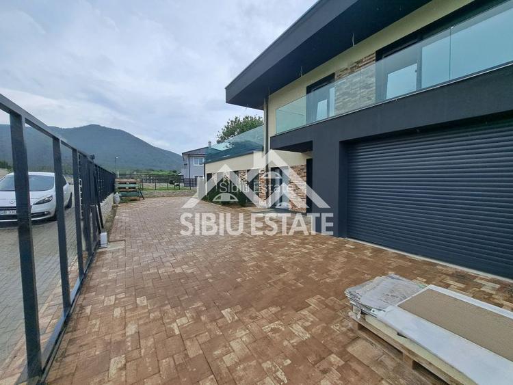 Casa Sibiu Cisnadioara, garaj, piscina, terase panoramice - 33