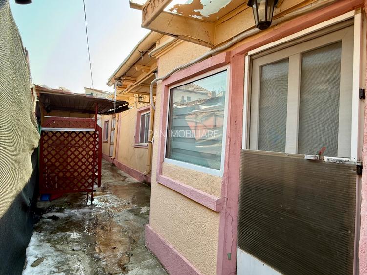 Comision 0% - Zona Stadion - Casa cu 3 camere si dependinte - 3