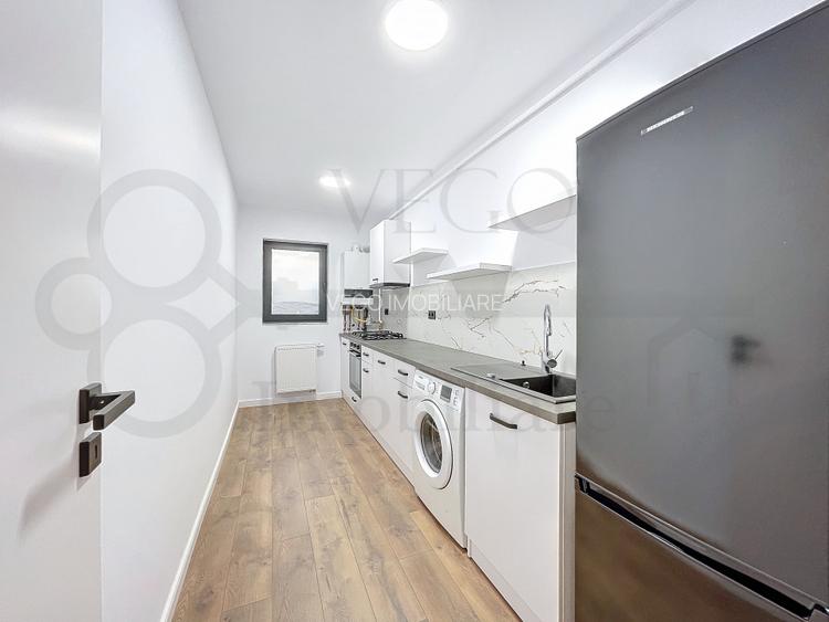 Apartament cu 3 camere, garaj, balcon, complex Seasons - Frunzisului - 11