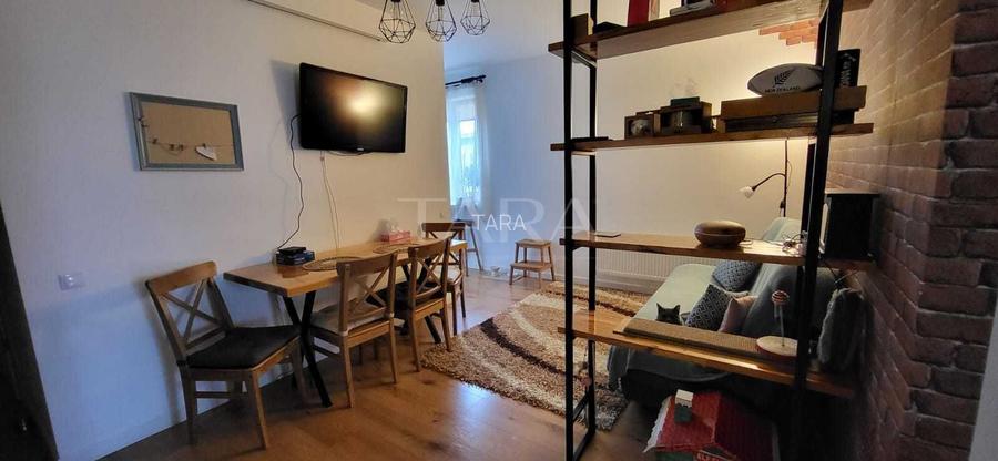 Apartament 3 camere – zonă centrală - 2